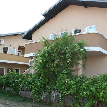 Apartments Emerald Ulcinj Exterior foto
