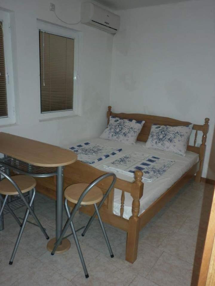 Apartments Emerald Ulcinj Exterior foto